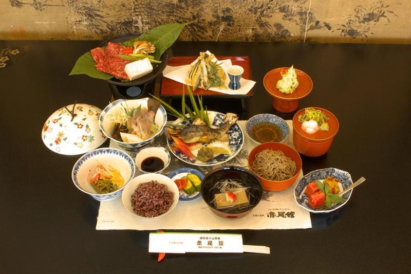 Gokayama Onsen Akaokan นันโตะ ภายนอก รูปภาพ