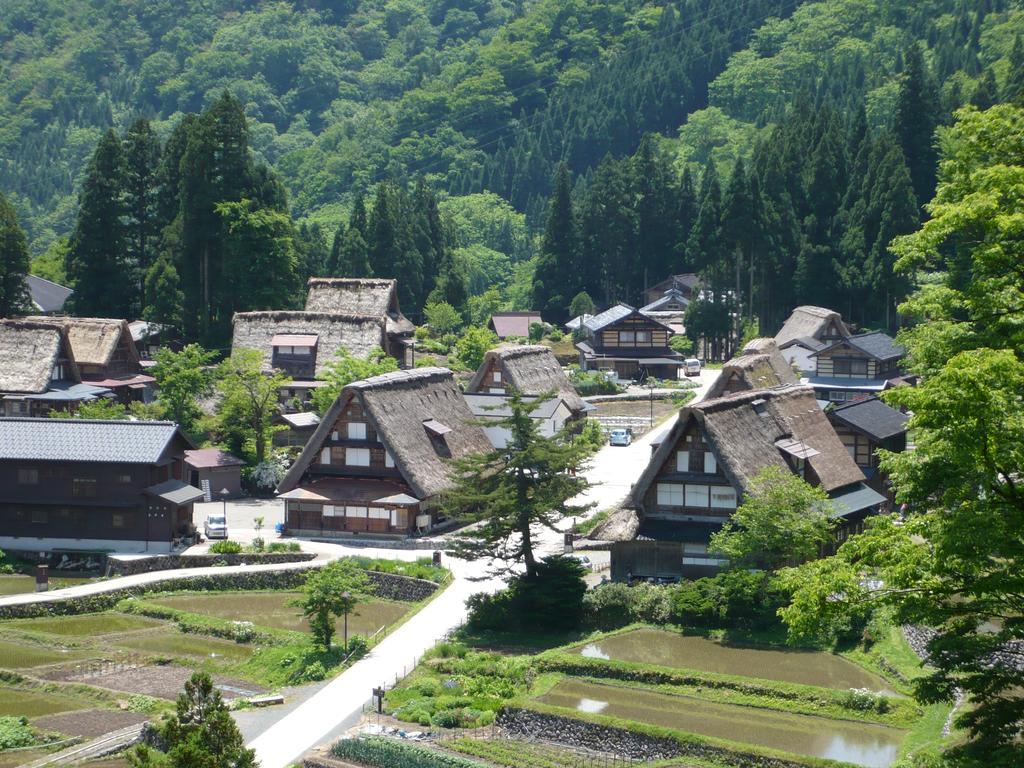 Gokayama Onsen Akaokan นันโตะ ภายนอก รูปภาพ