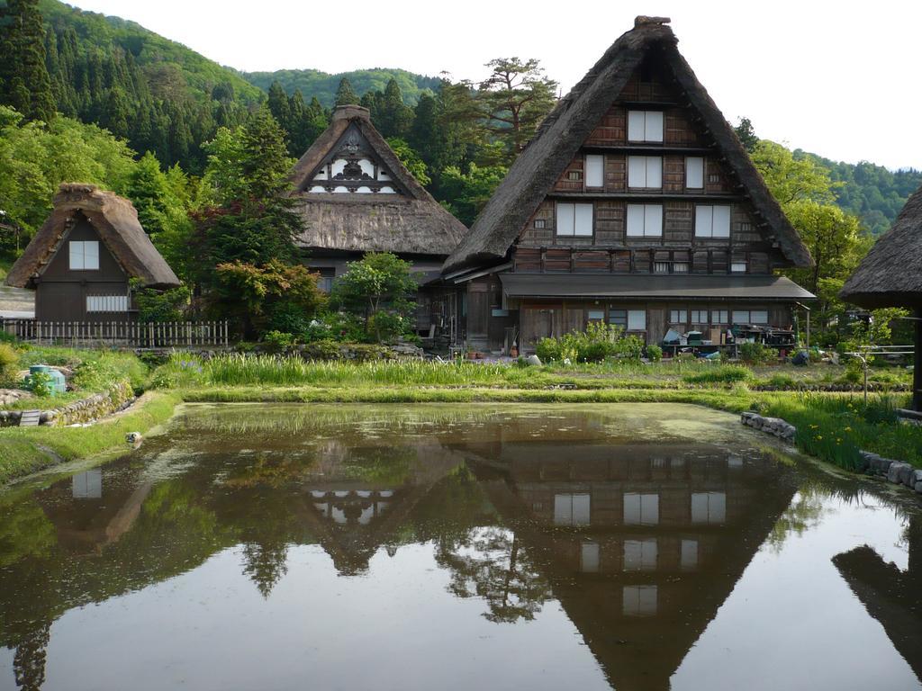 Gokayama Onsen Akaokan นันโตะ ภายนอก รูปภาพ