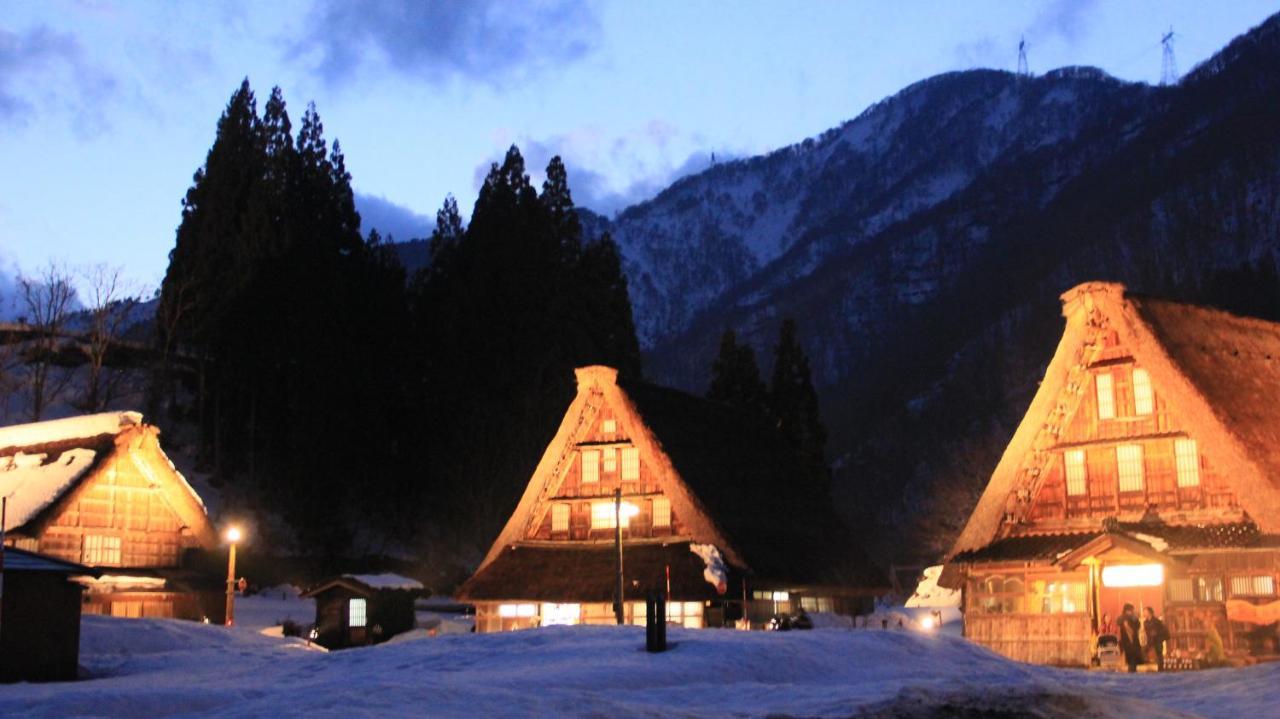 Gokayama Onsen Akaokan นันโตะ ภายนอก รูปภาพ