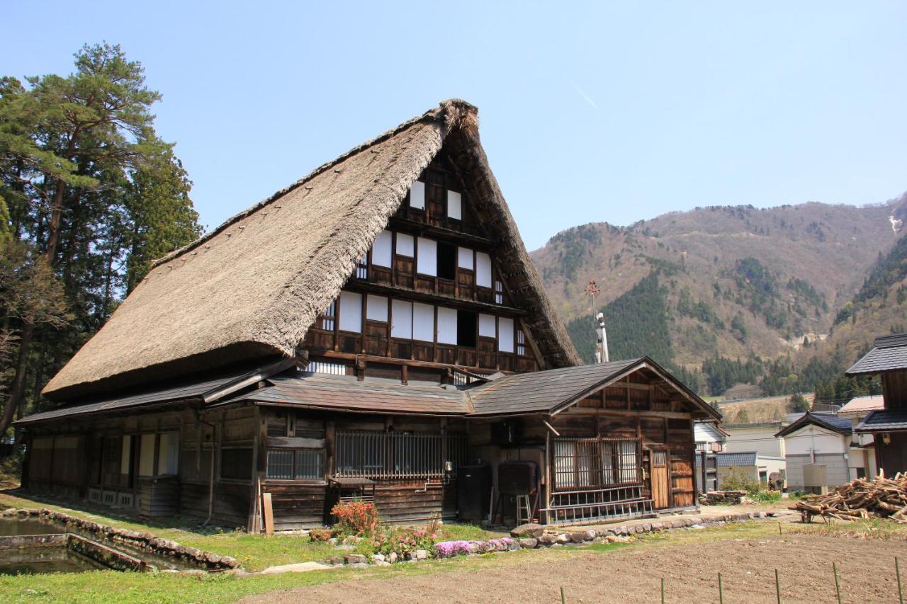 Gokayama Onsen Akaokan นันโตะ ภายนอก รูปภาพ