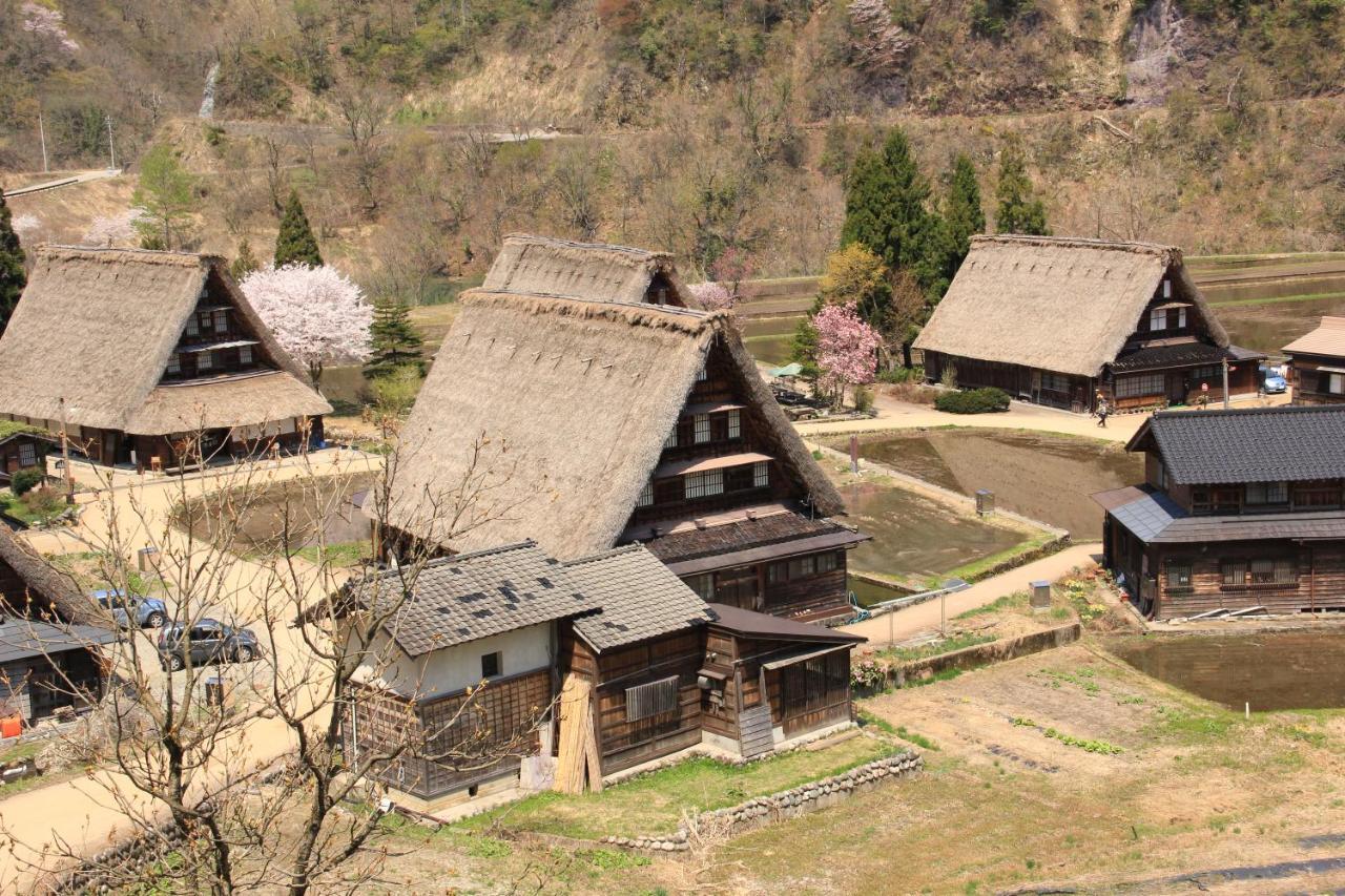 Gokayama Onsen Akaokan นันโตะ ภายนอก รูปภาพ